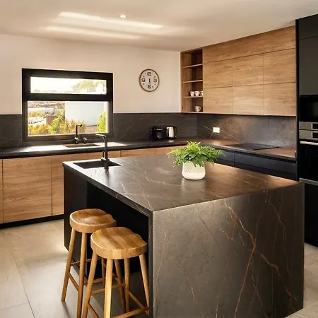 ヴィラ Thesuites Lanzarote Shalimar ティアス